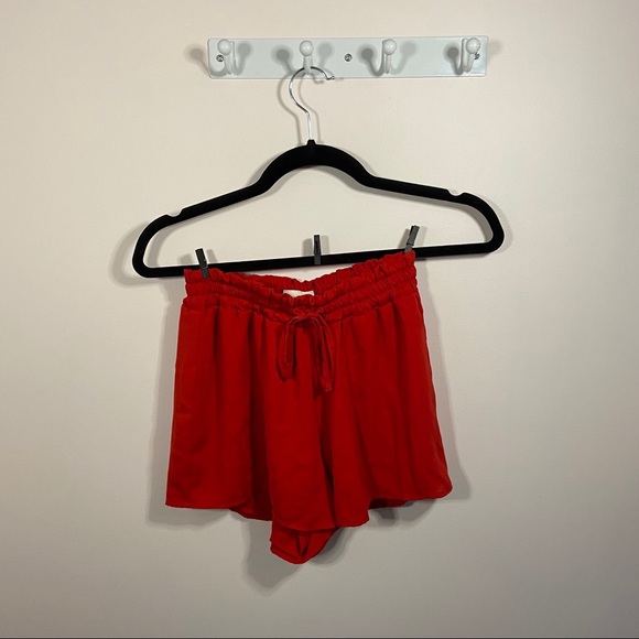 Sunday Best Pants - Cute red flowy shorts